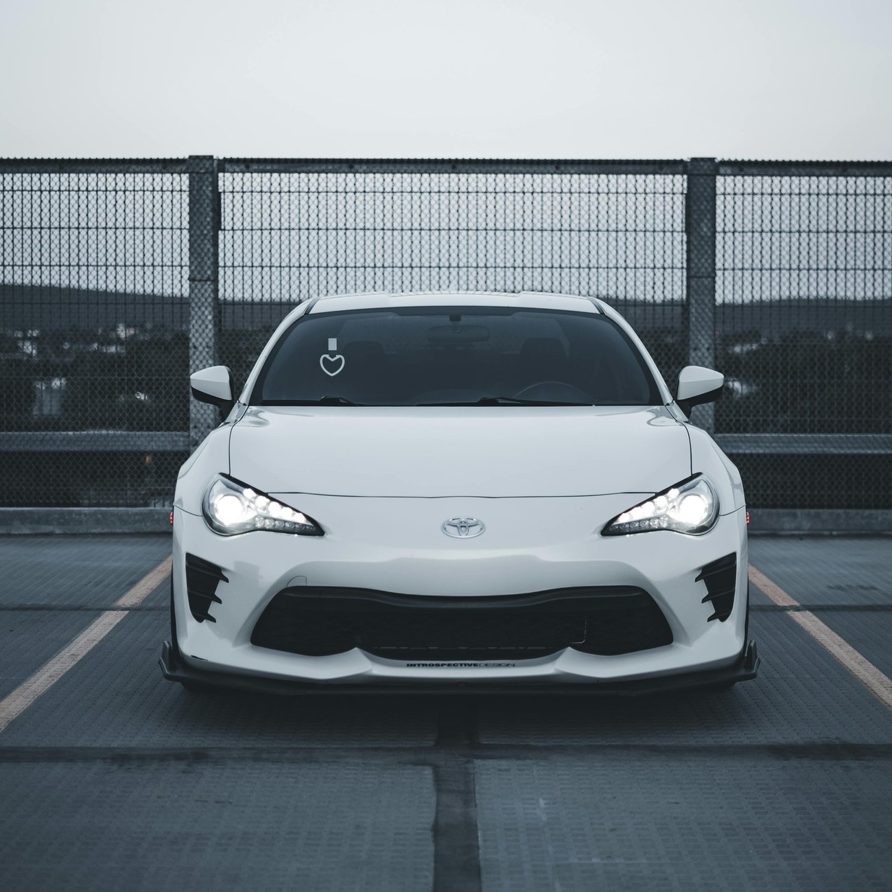 トヨタ 86 スポーツカー