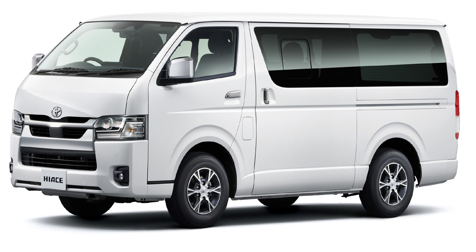 新型ハイエース、ついに9型へ。