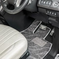車のフロアマットの選び方