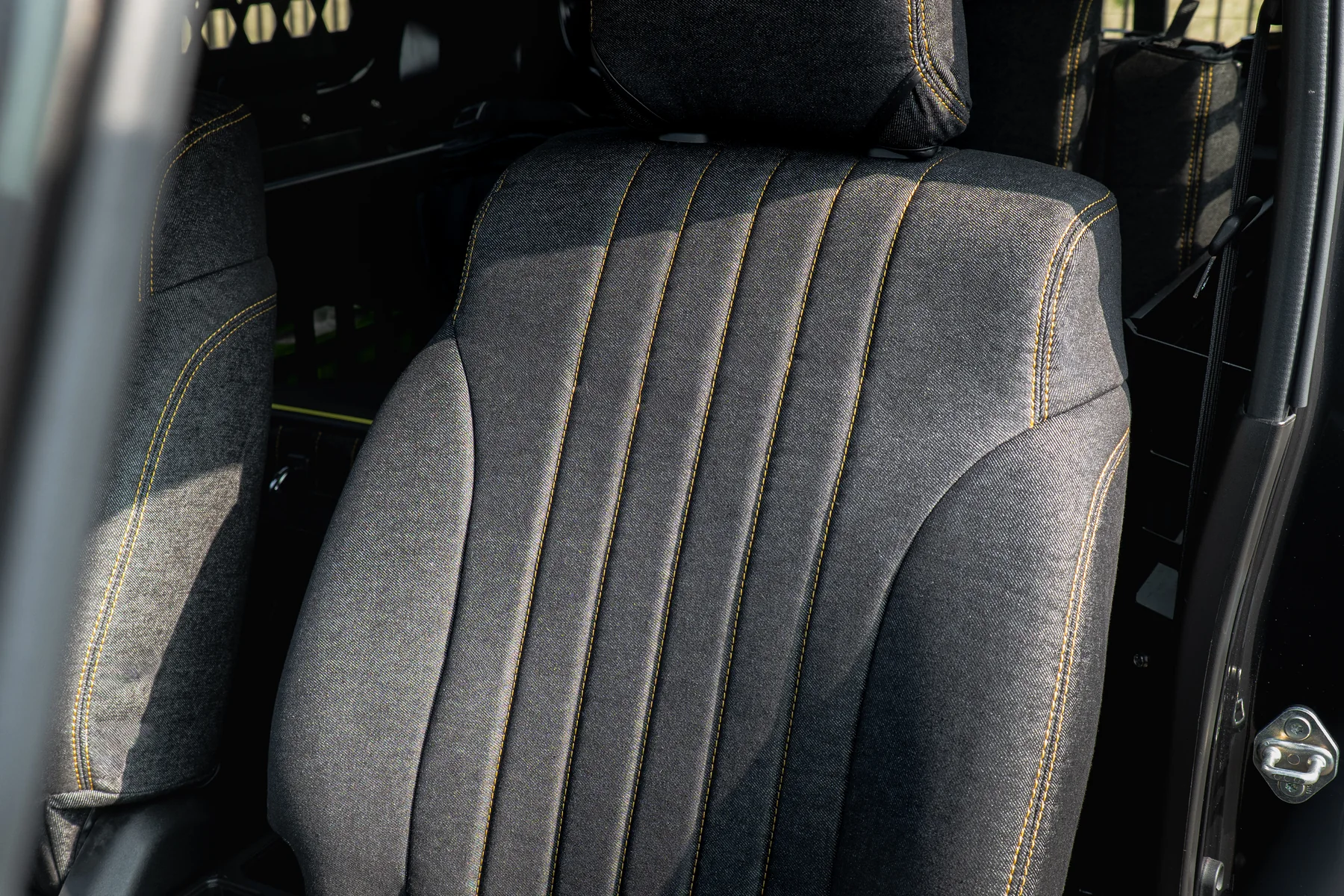 DENIM BLACK STORYのジムニー実車写真